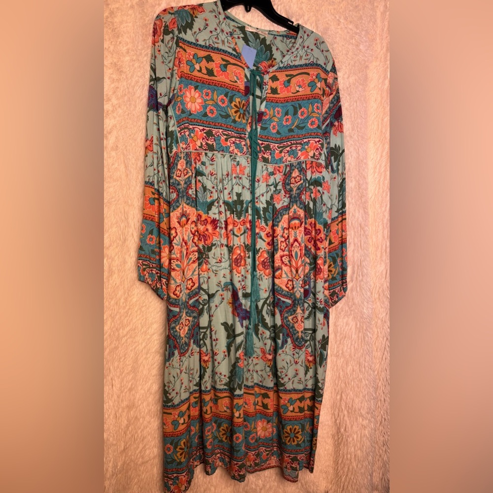 🌿 R. Vivimos Boho Floral Midi Dress 🌺
Size: L (12-14)
